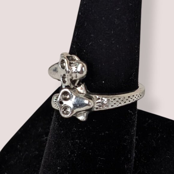 (2/$20) Double Skull Wrap Ring - Picture 3 of 6